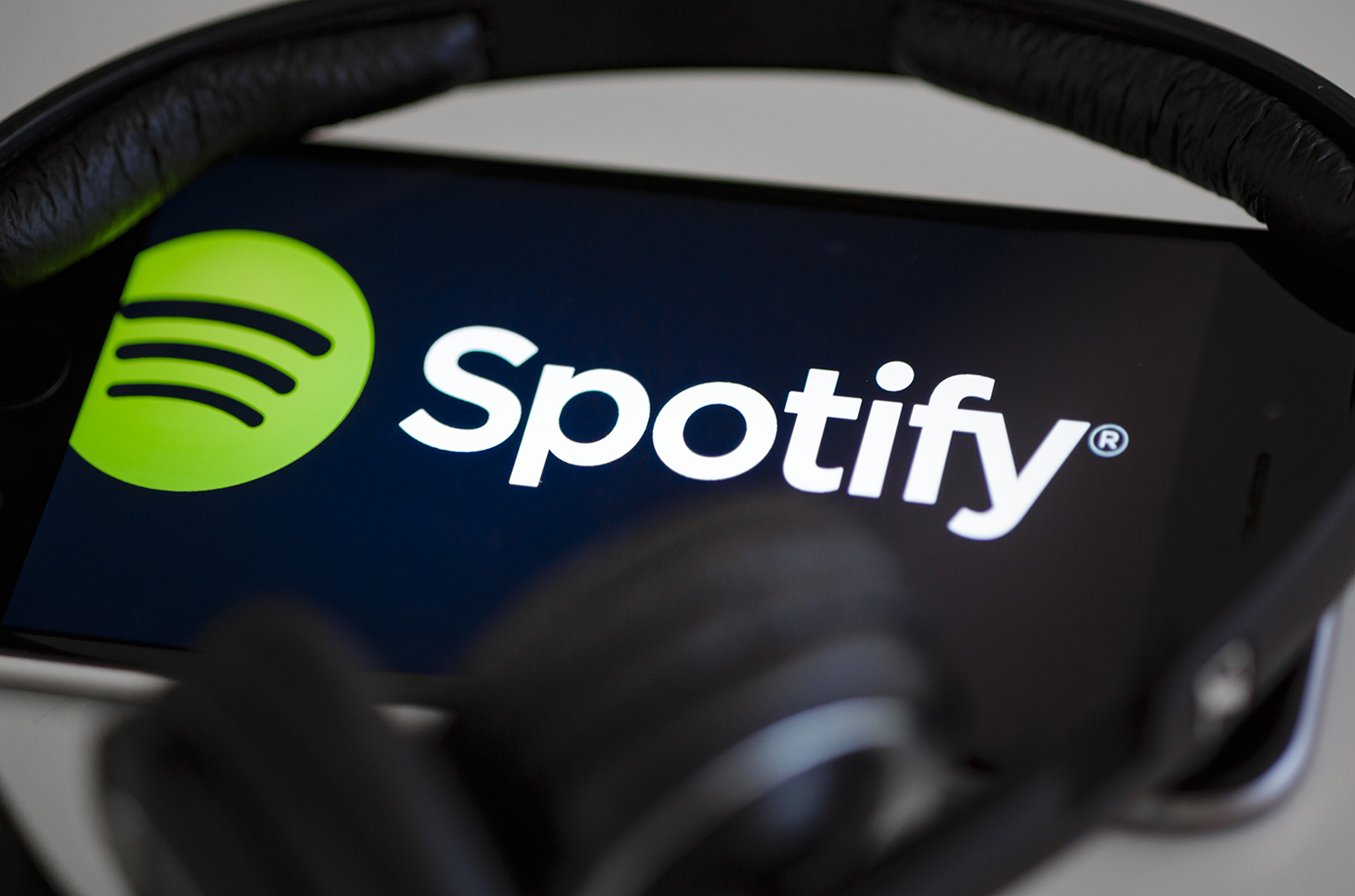 Spotify 在英国、菲律宾等 11 个市场地区推出音乐视频 MV 功能，仅限 Premium 用户